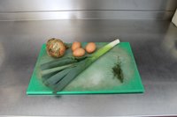Leek, Onion, Cheddar & Thyme Quiche (6)